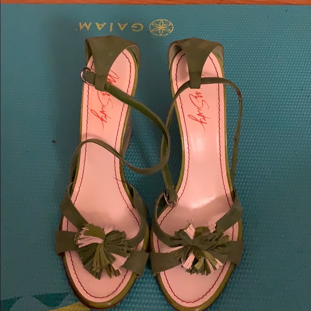 Miss sixty, green wedges size 40